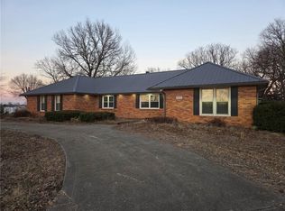 1005 N Old Highway 71, Adrian, MO 64720