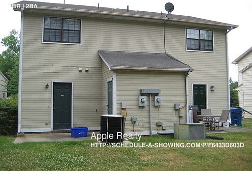 2nd image of 207-B Bridgefield Pl