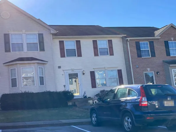16 Quincetree Dr, Martinsburg, WV 25403