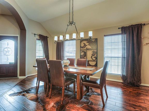 2nd image of 14810 Meridian Park Ln