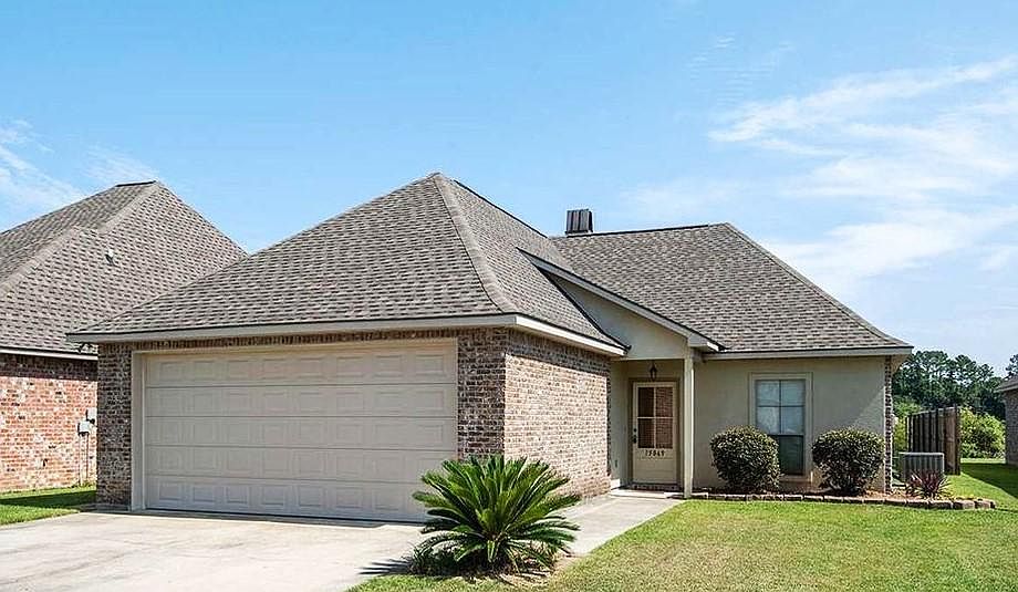 1st image of 15069 Coldwater Dr
