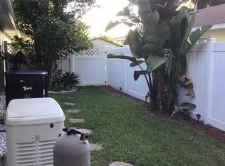 1607 Queen Palm Dr, Edgewater, FL 32132