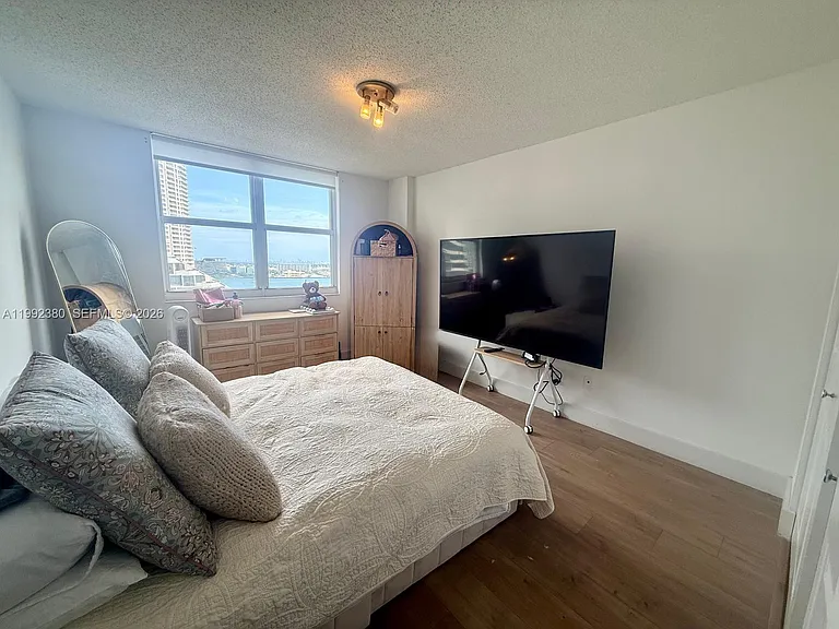 770 Claughton Island Dr #2009 — Photo 6