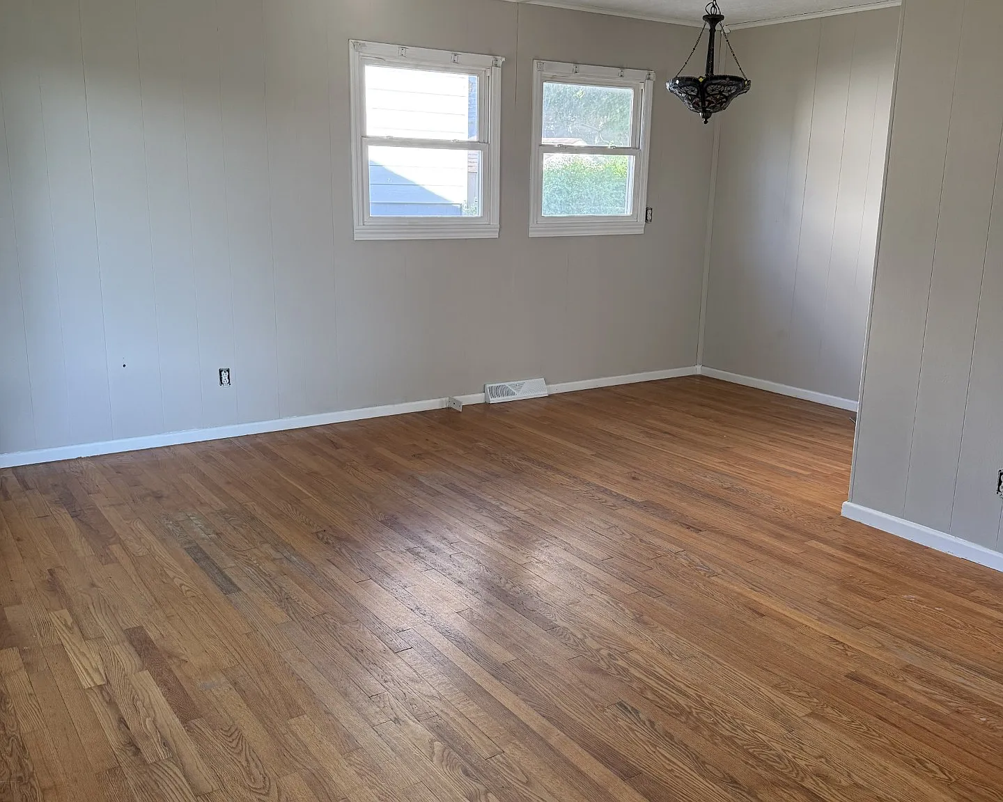 3 bed, 1385 sqft, $2,100 — Photo 3