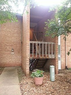 1st image of 1503 Fairway Dr APT 2D