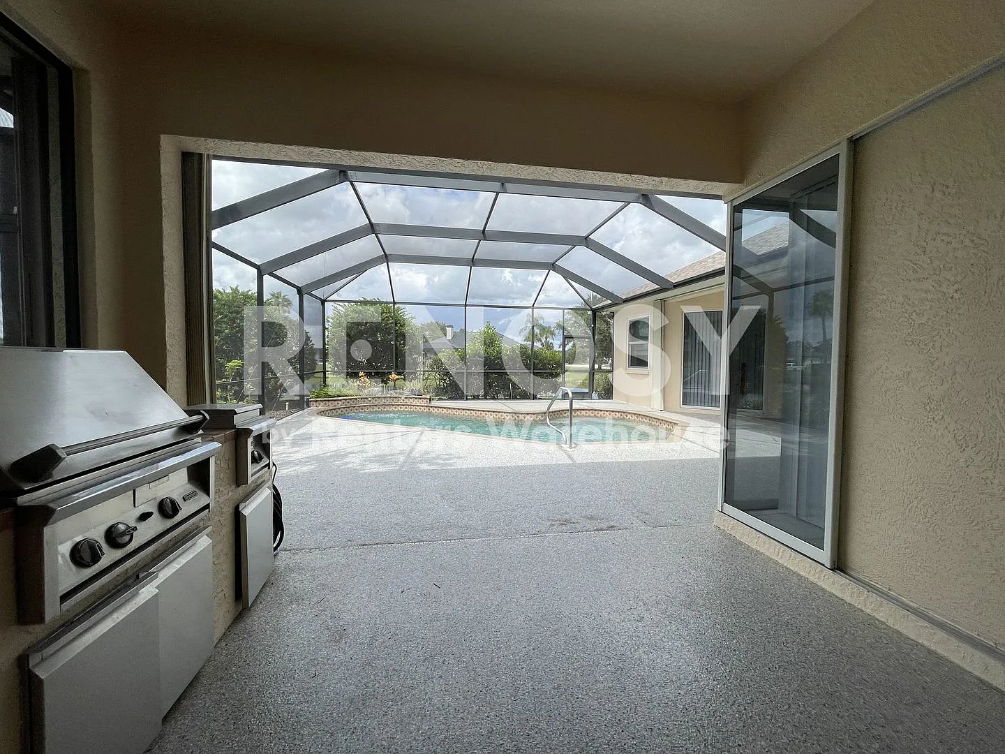 $4000 Move-in by Sept 1 Incentive value - Executive 4/3/3 Pool Home with Office — Photo 4