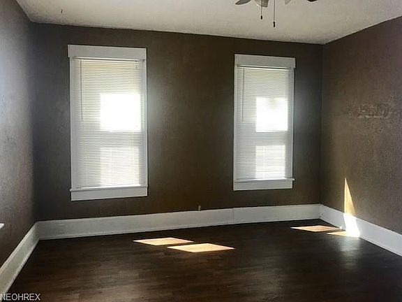 3rd image of 1505 N Ellsworth Ave
