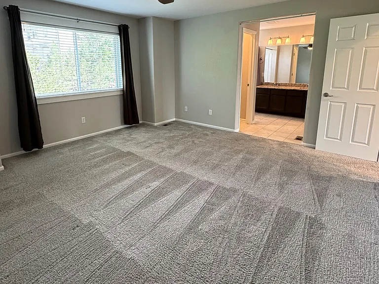 2390 Broadleaf Loop — Photo 15