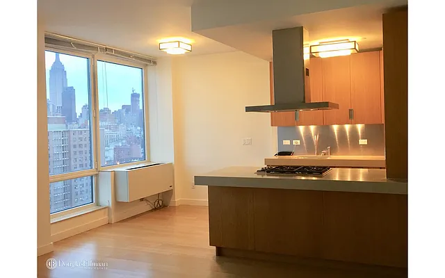 Rented by Douglas Elliman | media 7