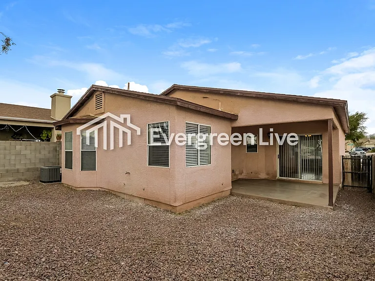 1801 W Calle Guadalajara — Photo 20