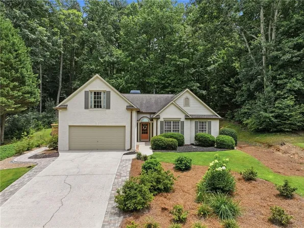 9655 Eagles Landing Dr, Gainesville, GA 30506