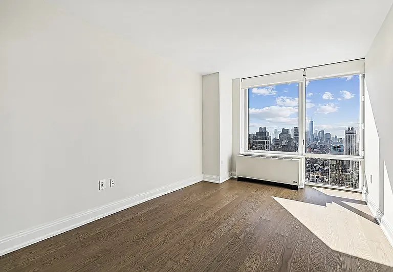 125 W 31st St #38K — Photo 7