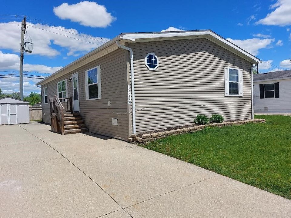 1st image of 20475 Foster Dr #582