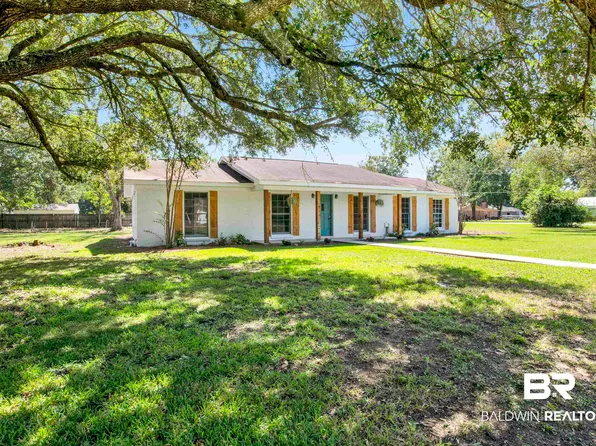 505 W 7th St, Bay Minette, AL 36507