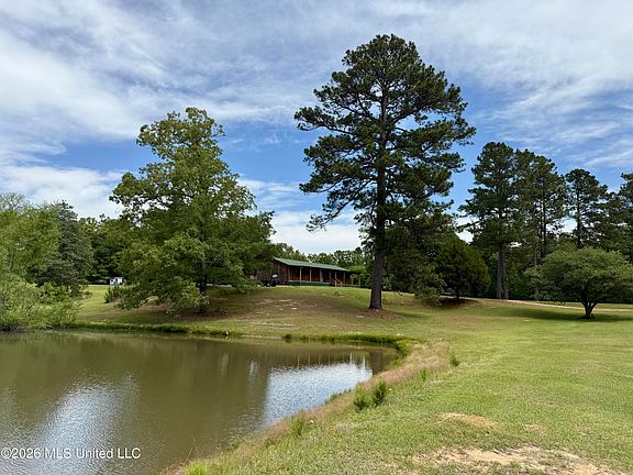 5th image of 1781 Tom Crum Rd