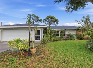 1329 Nantucket Rd, Venice, FL 34293