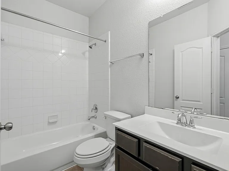 3410 Golden Amber Ct — Photo 20
