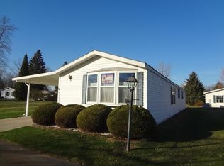 415 Flamingo St, Rochester Hills, MI 48309