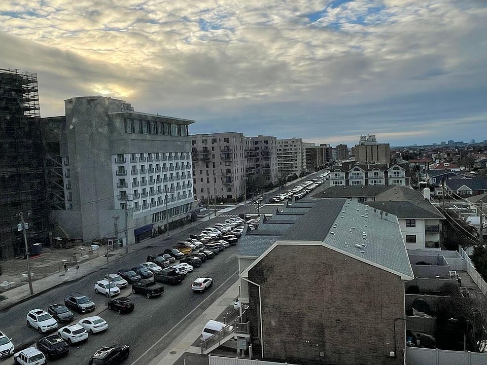 1st image of 20 W Broadway