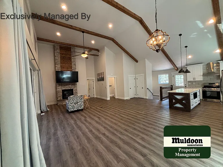 294 Southpark Rd — Photo 17