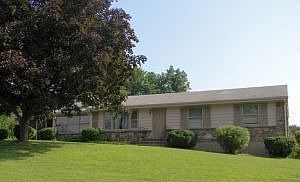 1st image of 3818 Thompsons Ln