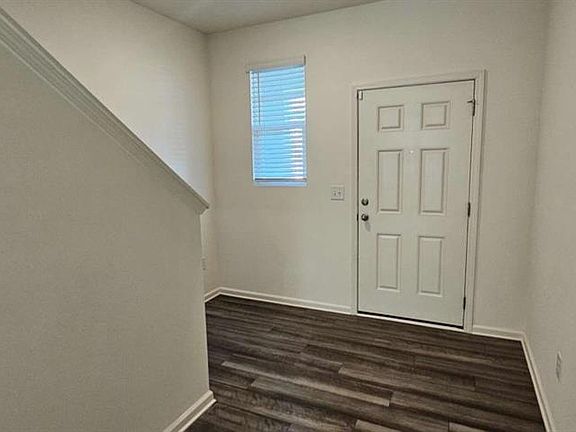 3rd image of 3488 Cardinal Dr