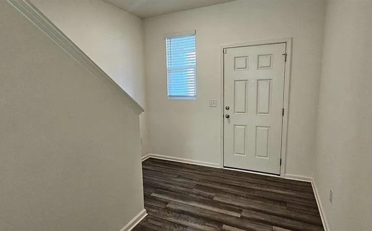3488 Cardinal Dr — Photo 3