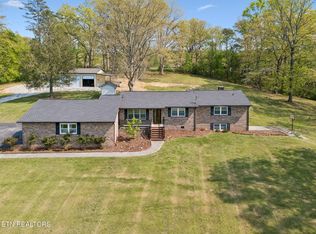 1050 Lawnville Rd, Kingston, TN 37763