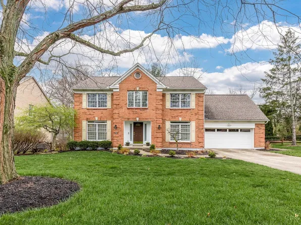 4477 Classic Dr, Cincinnati, OH 45241