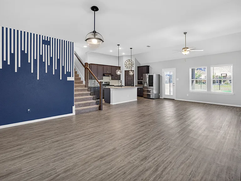 5913 Pensby Dr — Photo 6