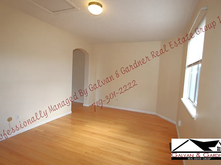 4230 Kyle Ln — Photo 10