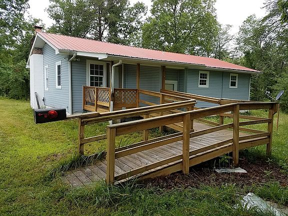 5th image of 2554 Ryan Rd