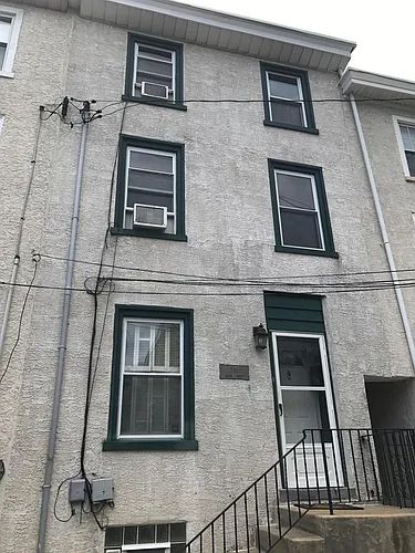 241 Gates St Photo 1