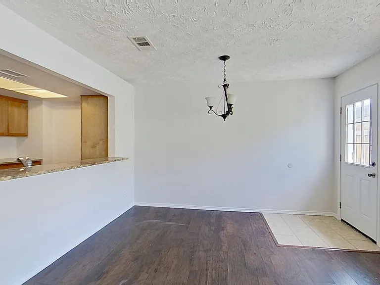 57 W Townhouse Ln — Photo 6