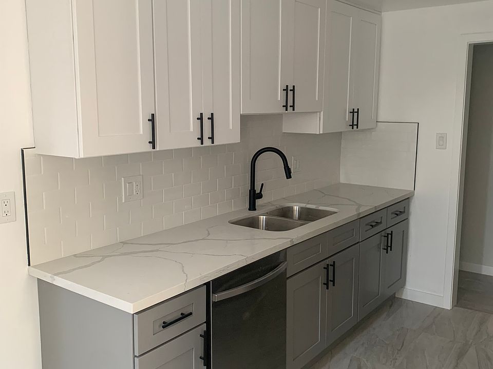 1st image of 726 W Glenoaks Blvd #B