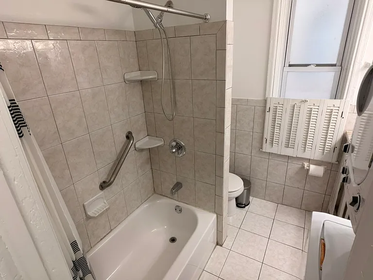 2917 W Girard Ave #2 — Photo 17