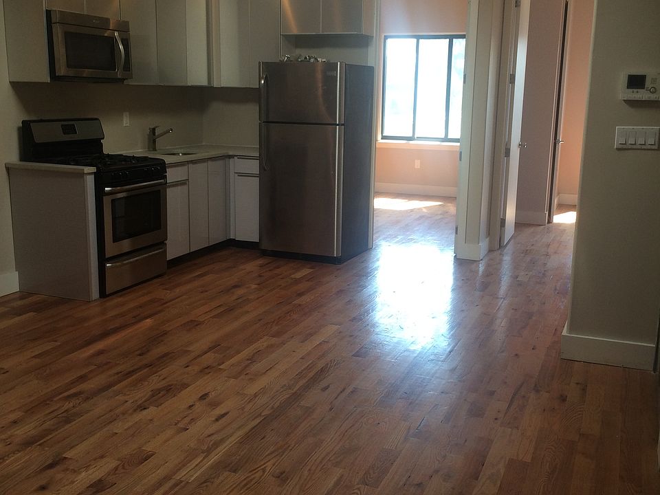 1st image of 113 Vernon Ave APT 2