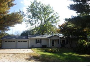 405 Cottonwood Dr, Louisiana, MO 63353