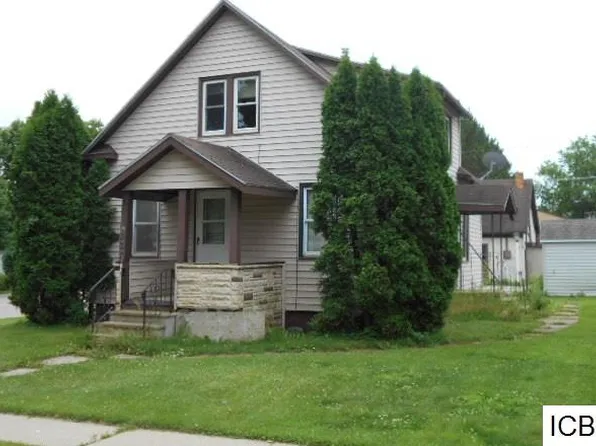 337 3rd Ave, Calumet, MN 55716