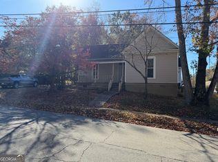 64 Wesley St, Newnan, GA 30263