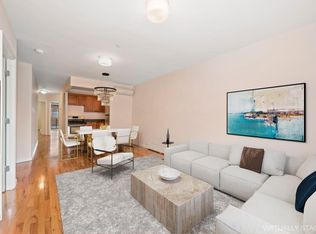 71-49 160th St #2B, Fresh Meadows, NY 11365