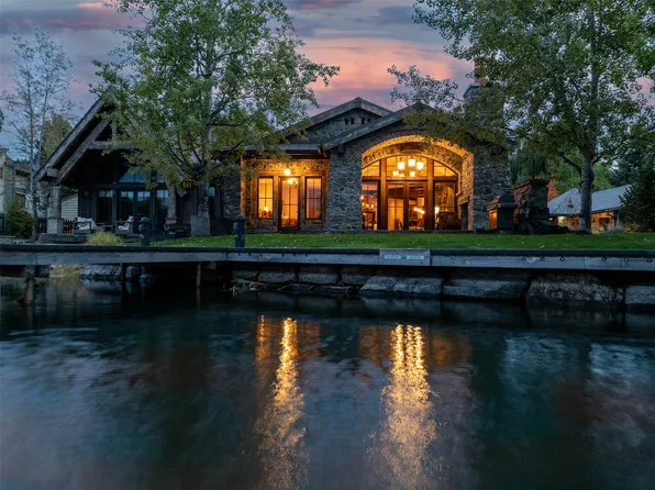 45 Bear Dance Vlg, Bigfork, MT 59911