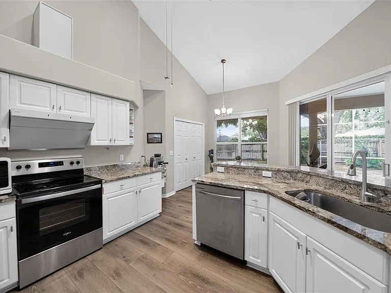 804 Rosemist Ct — Photo 12