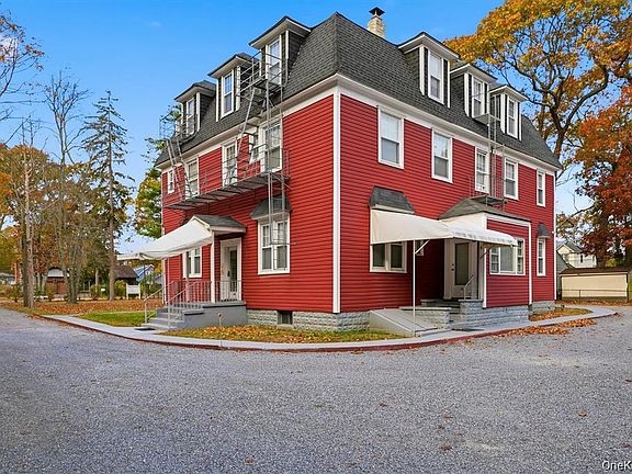 5th image of 221 Lake Ave S #3A