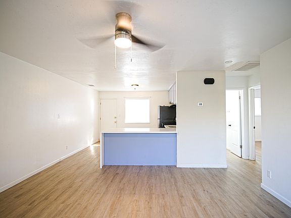 5th image of 1004 N Willis Street