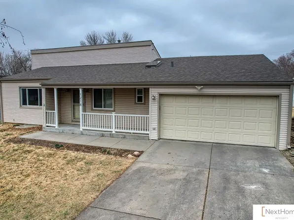 1218 Clearview Blvd, Lincoln, NE 68512