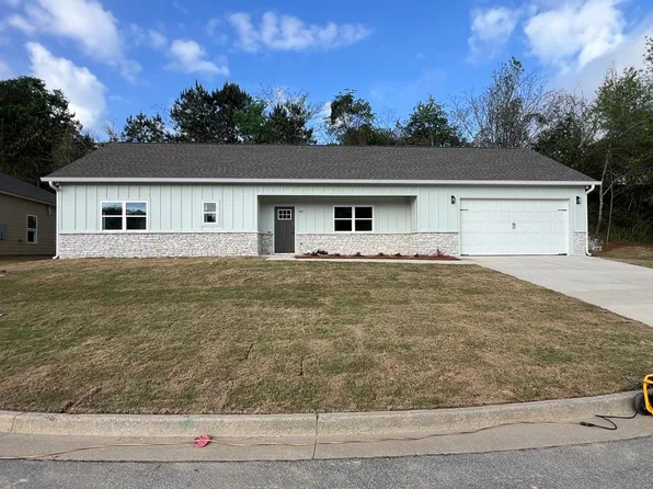 307 21st Ave, Phenix City, AL 36869