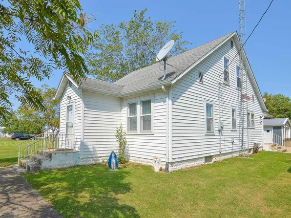 231 E Main St, Du Bois, IL 62831