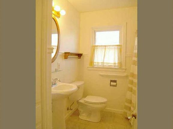 4th image of 6116 N Crittenden Ave