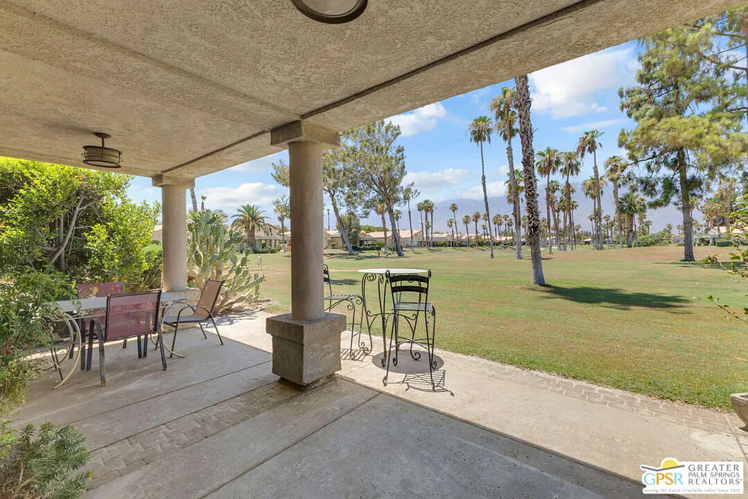 3 bed, 3.0 bath, 1841 sqft, $3,250 — Photo 1